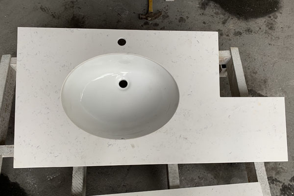 quartz surface top with undermount basin quartz surface top with undermount basin