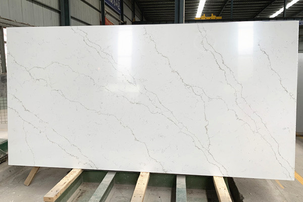 white quartz lslab calacatta design 