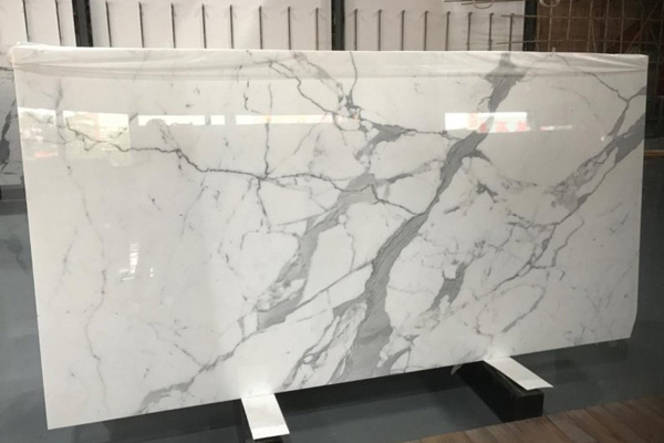 calacutta white marble top 