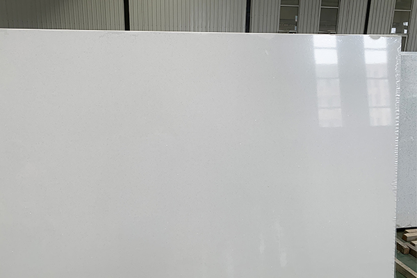 sky white quartz slab with mirror 