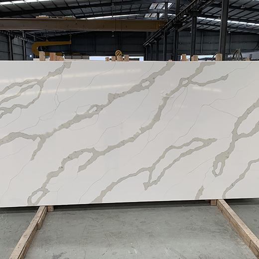 Faux quartz calacatta white