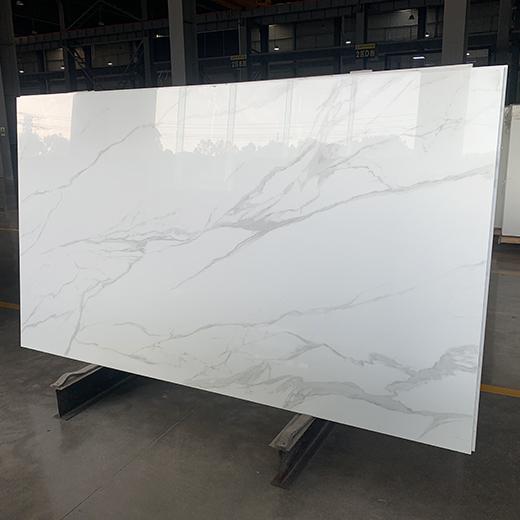 glossy surface calacatta nanoglass