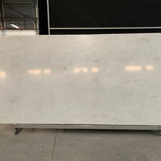 white jade-like quartz surface slab